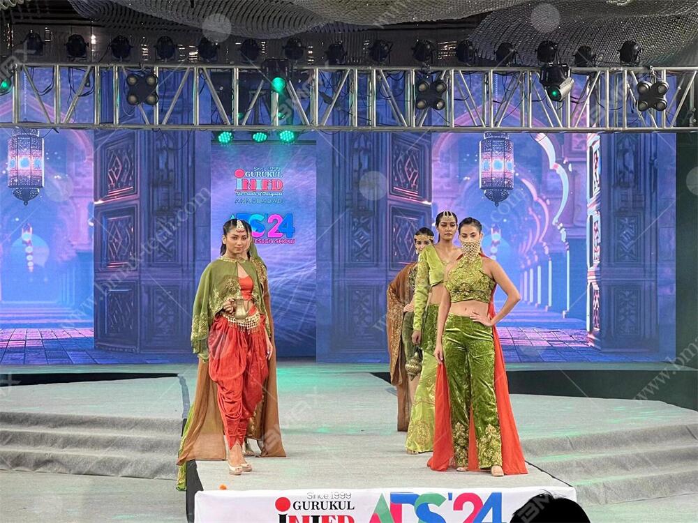 1720521155353088.jpg 66d05c2f8d993bd9a9e57d972d594b7.jpg